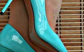 С чем носить лаковые туфли