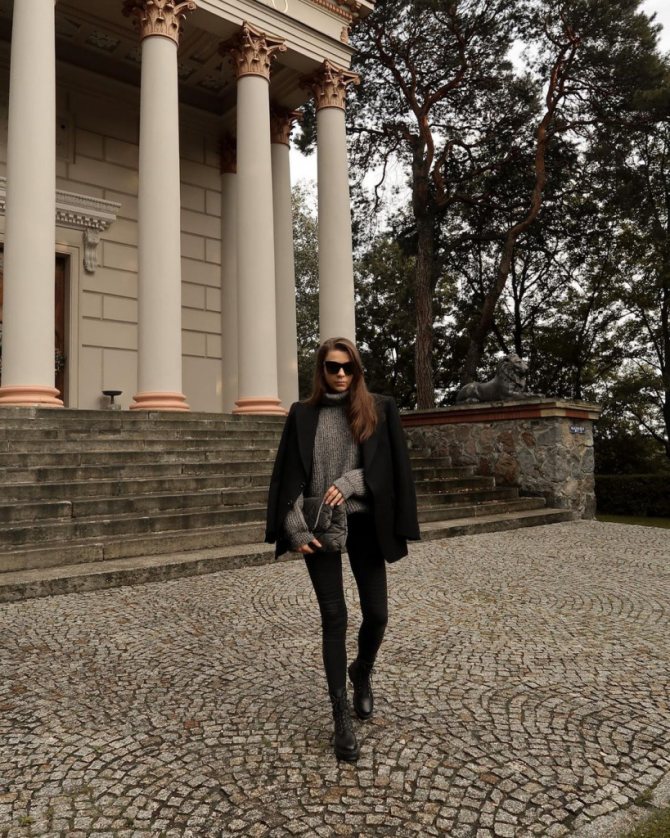 черное пальто